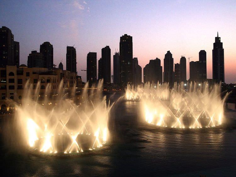 «Дубай Молл» - как выглядит крупнейший в мире торговый центр