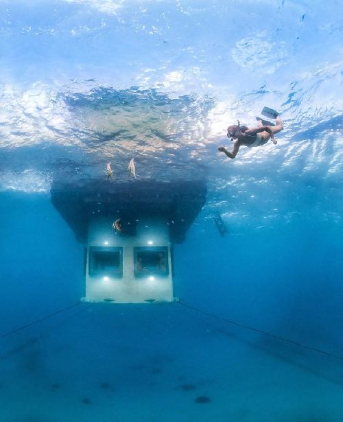 «Манта» Подводный отель в Занзибаре