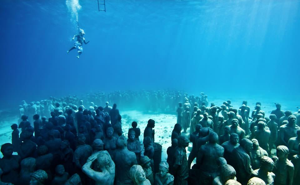 Подводный музей Муза: город Канкун, Мексика