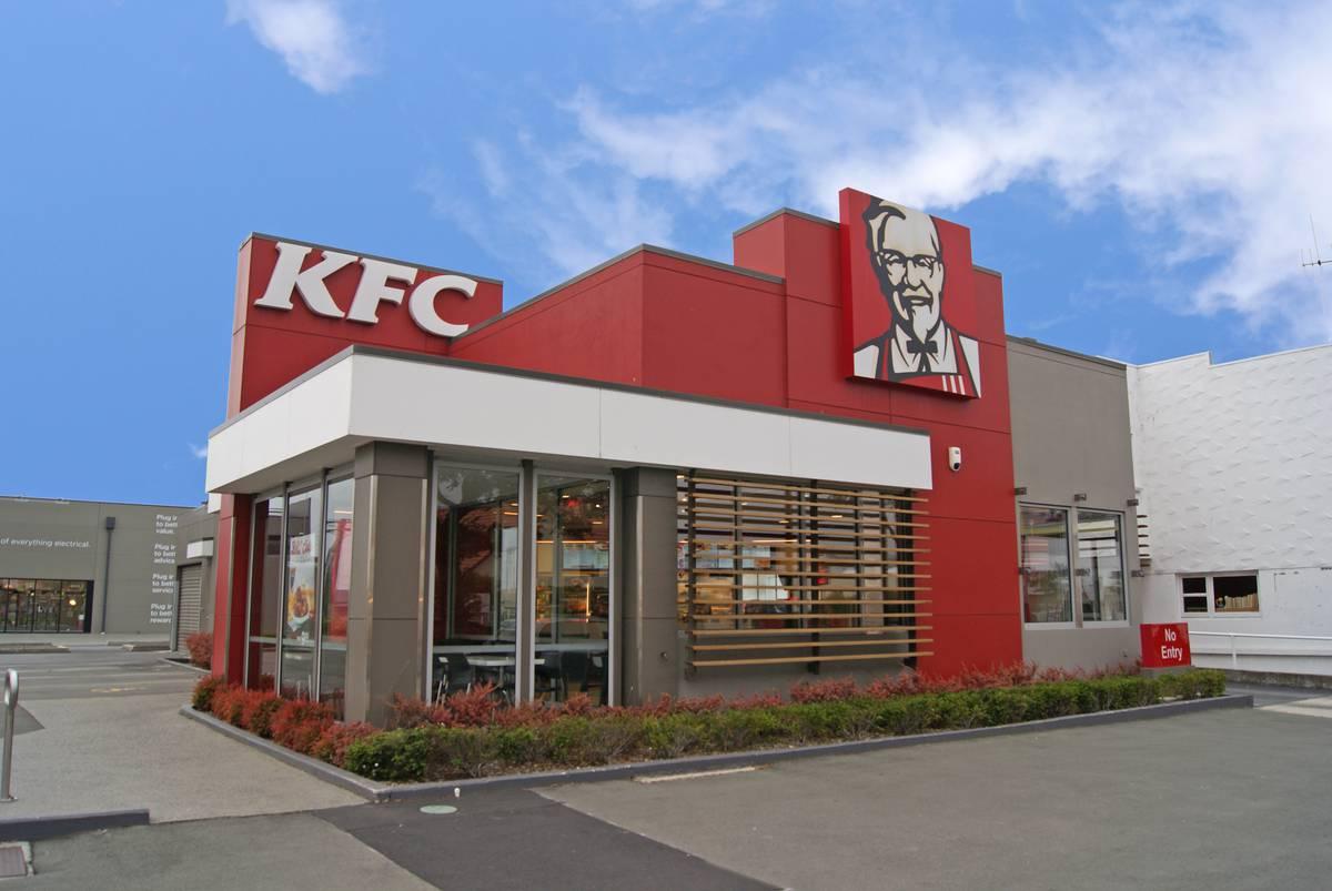 Полковник Харланд Сандерс - красочная история создателя KFC