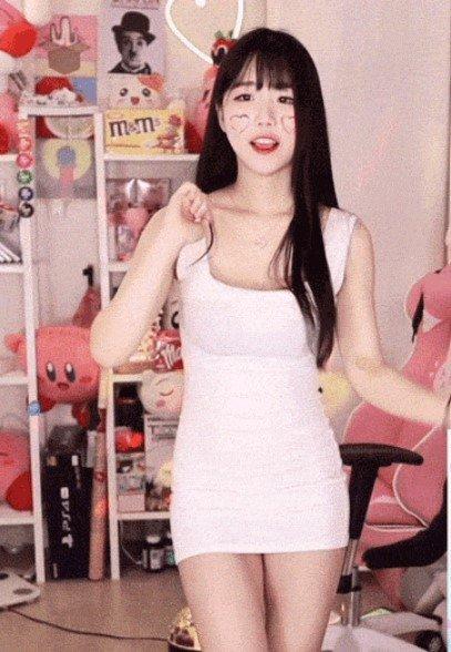 Горячие девушки (13 gif)