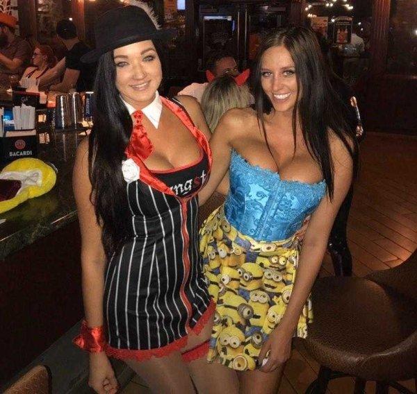 Сексуальные костюмы красивых девушек на Хэллоуин (56 фото)