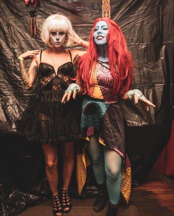 Страшные или сексуальные костюмы для Хэллоуина (31 фото)
