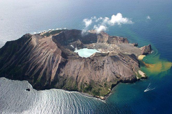 20 самых удивительных и необычных островов в мире
