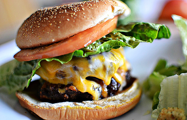 15 необычайно красивых и вкусных гамбургеров
