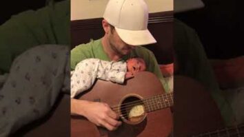 Трогательное видео, где отец поет колыбельную для своей маленькой дочери, уже покорило весь мир