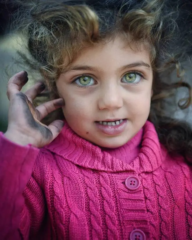 Гипнотизирующие глаза! 28 фотографий детей, чьи зрачки сверкают, как бриллианты