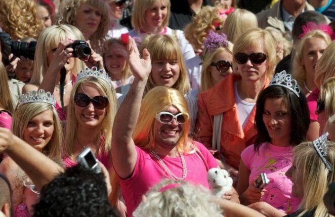 Парад блондинок в Латвии (21 фото)
