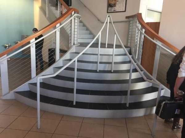 36 очень странных дизайнов лестниц