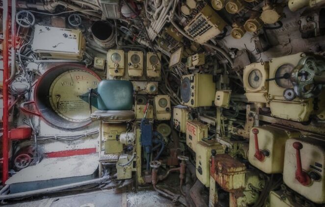 Что находится внутри советской подводной лодки проекта 641?