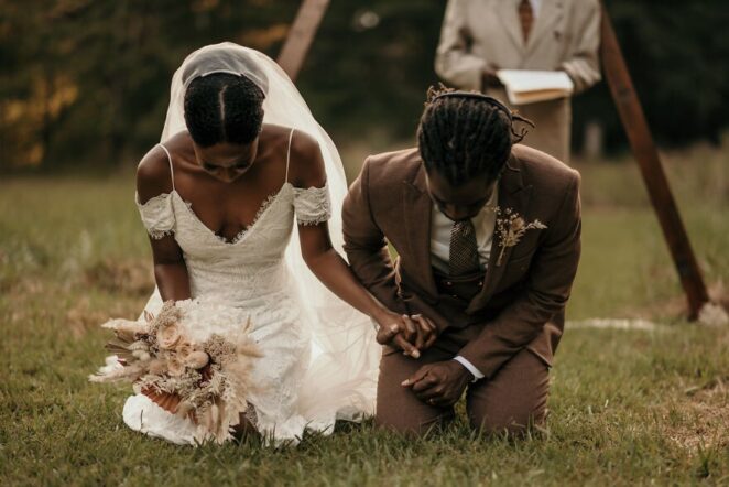 Самые красивые свадебные фото по версии Junebug Weddings